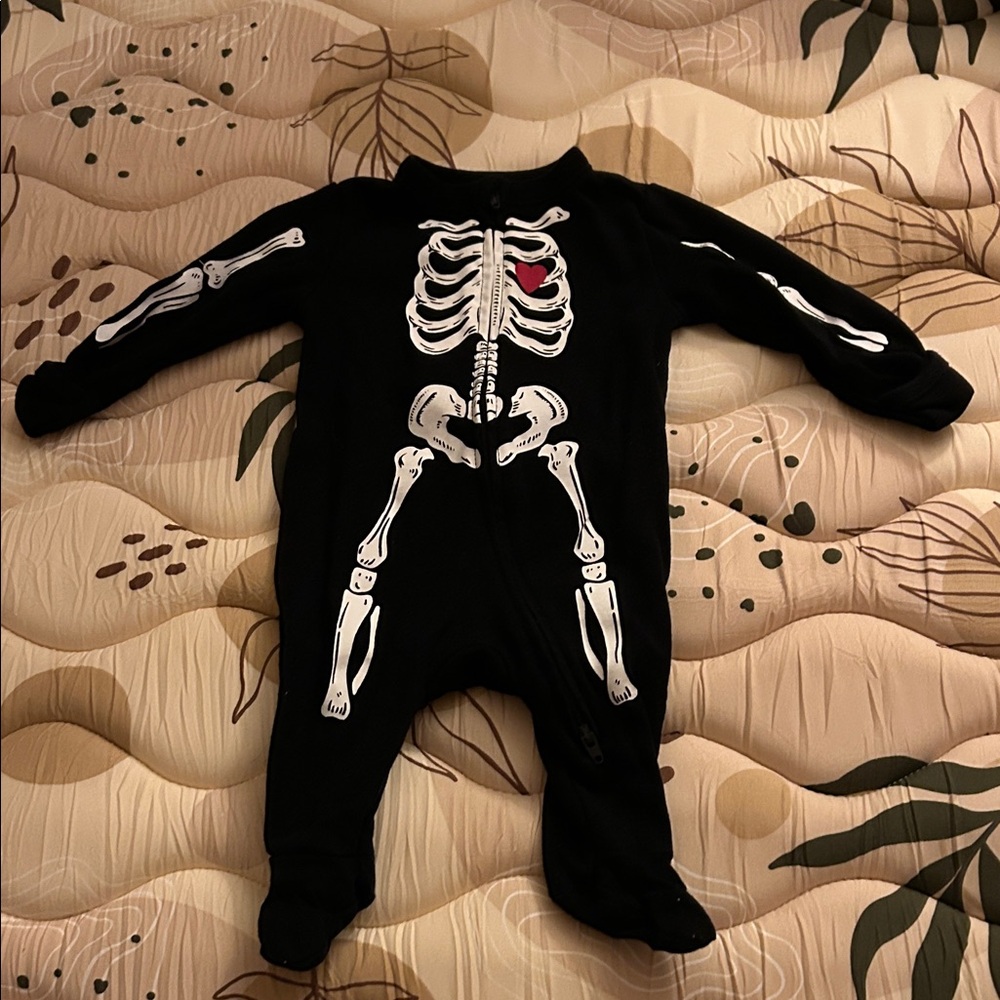Old Navy Black Skeleton Kids Footie